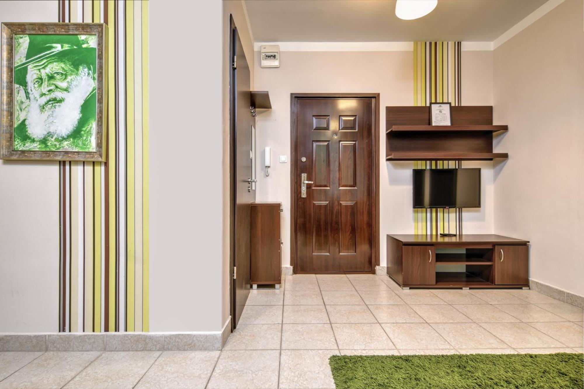 Central Walk Fashionstreet Apartmnts Budapest Ngoại thất bức ảnh