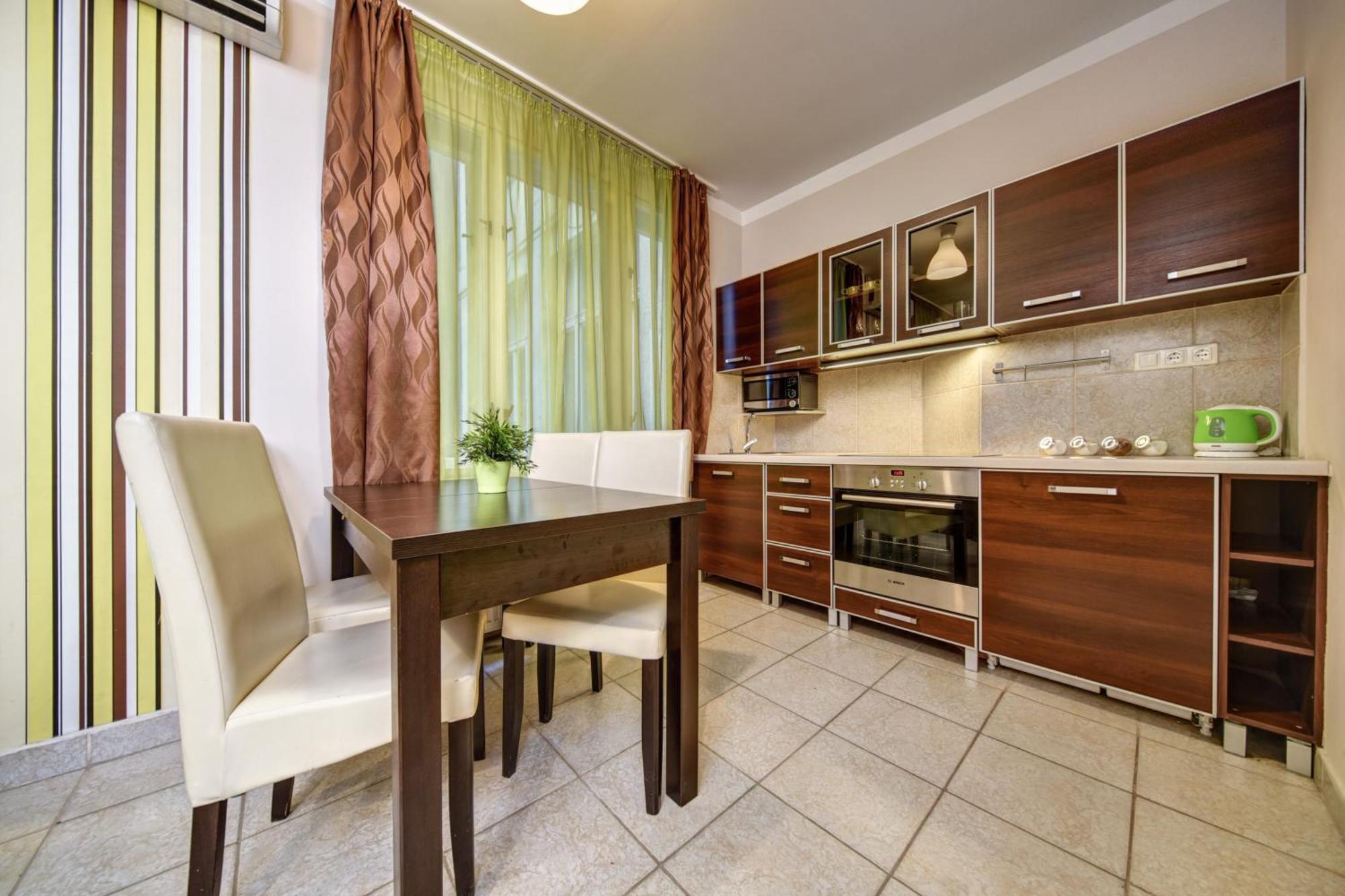 Central Walk Fashionstreet Apartmnts Budapest Ngoại thất bức ảnh