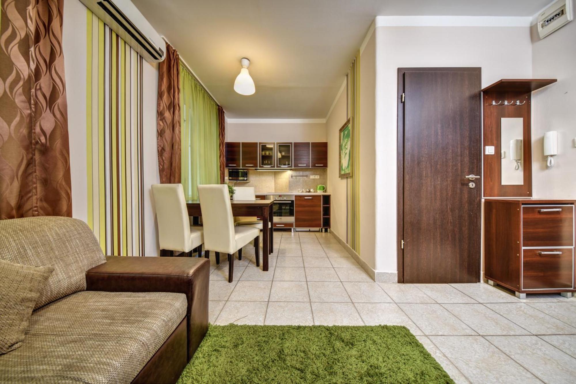 Central Walk Fashionstreet Apartmnts Budapest Ngoại thất bức ảnh