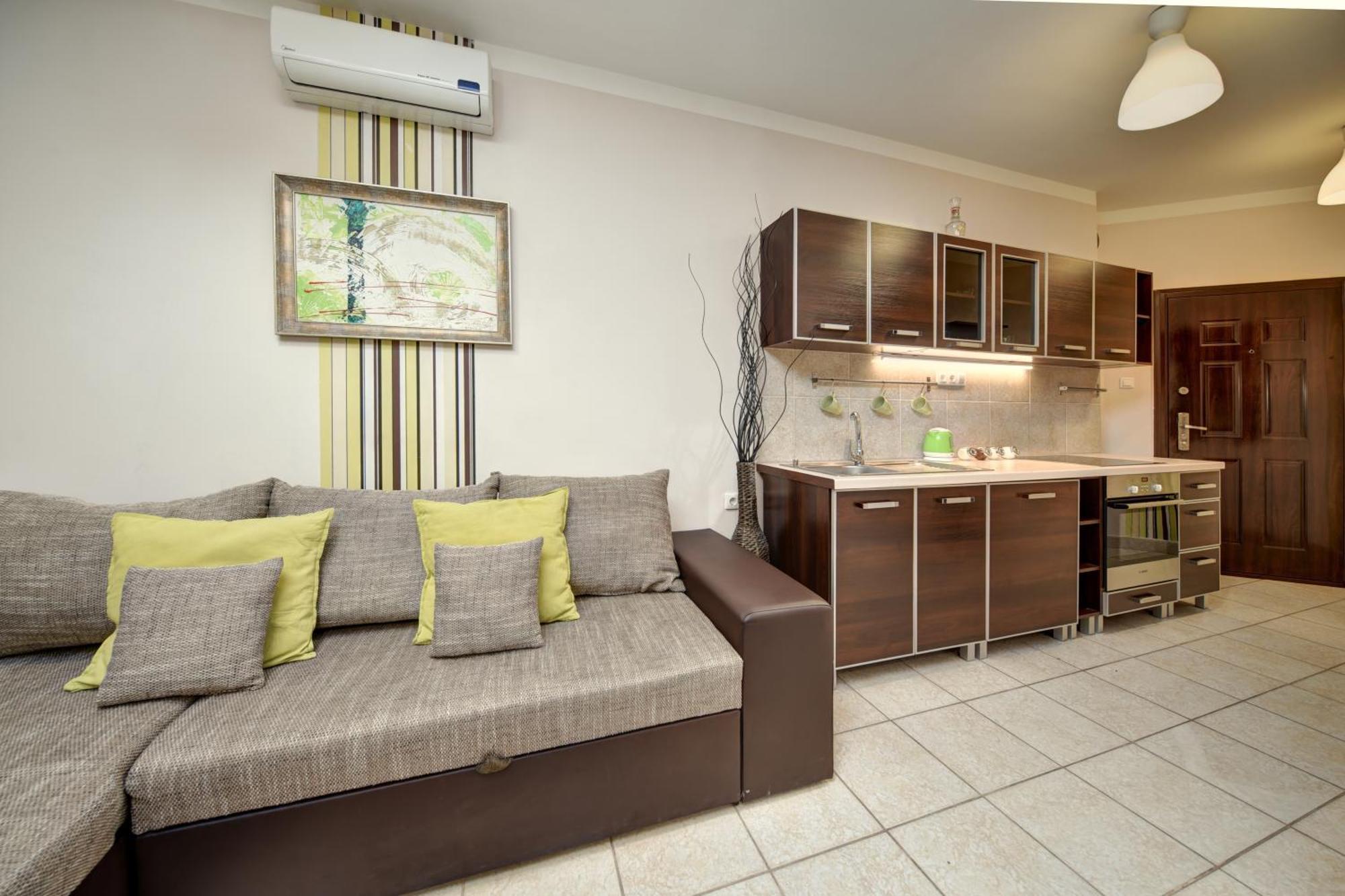 Central Walk Fashionstreet Apartmnts Budapest Ngoại thất bức ảnh