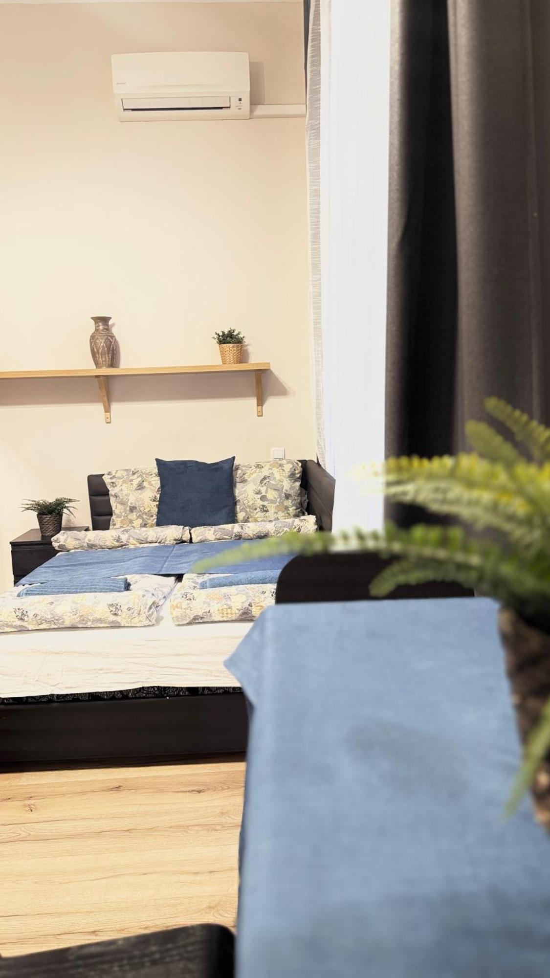 Central Walk Fashionstreet Apartmnts Budapest Ngoại thất bức ảnh